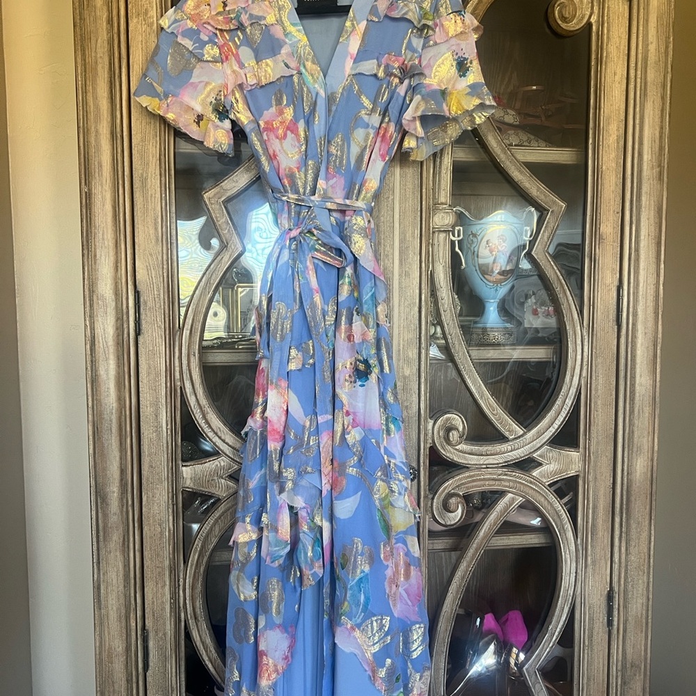 Chic Floral Maxi Dress in Blue and Pink